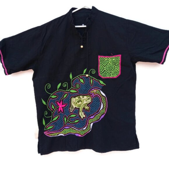 Unisex Hand Embroidered Cotton T-shirt Anaconda, Toad and Ayahuasca Flower - Picture 3 of 9